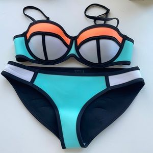 Triangl bikini